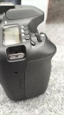 Camera Canon EOS 80D