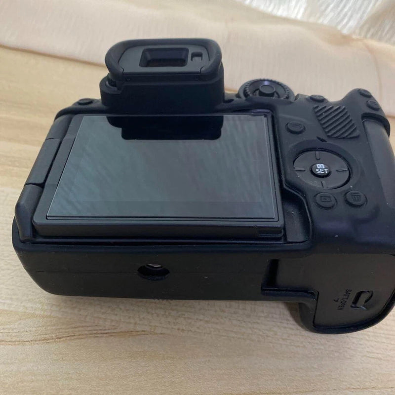 Camera Canon EOS R7
